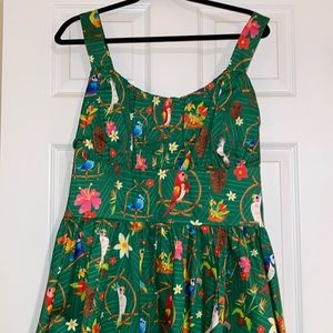 Disney The Dress Shop in Tiki Room